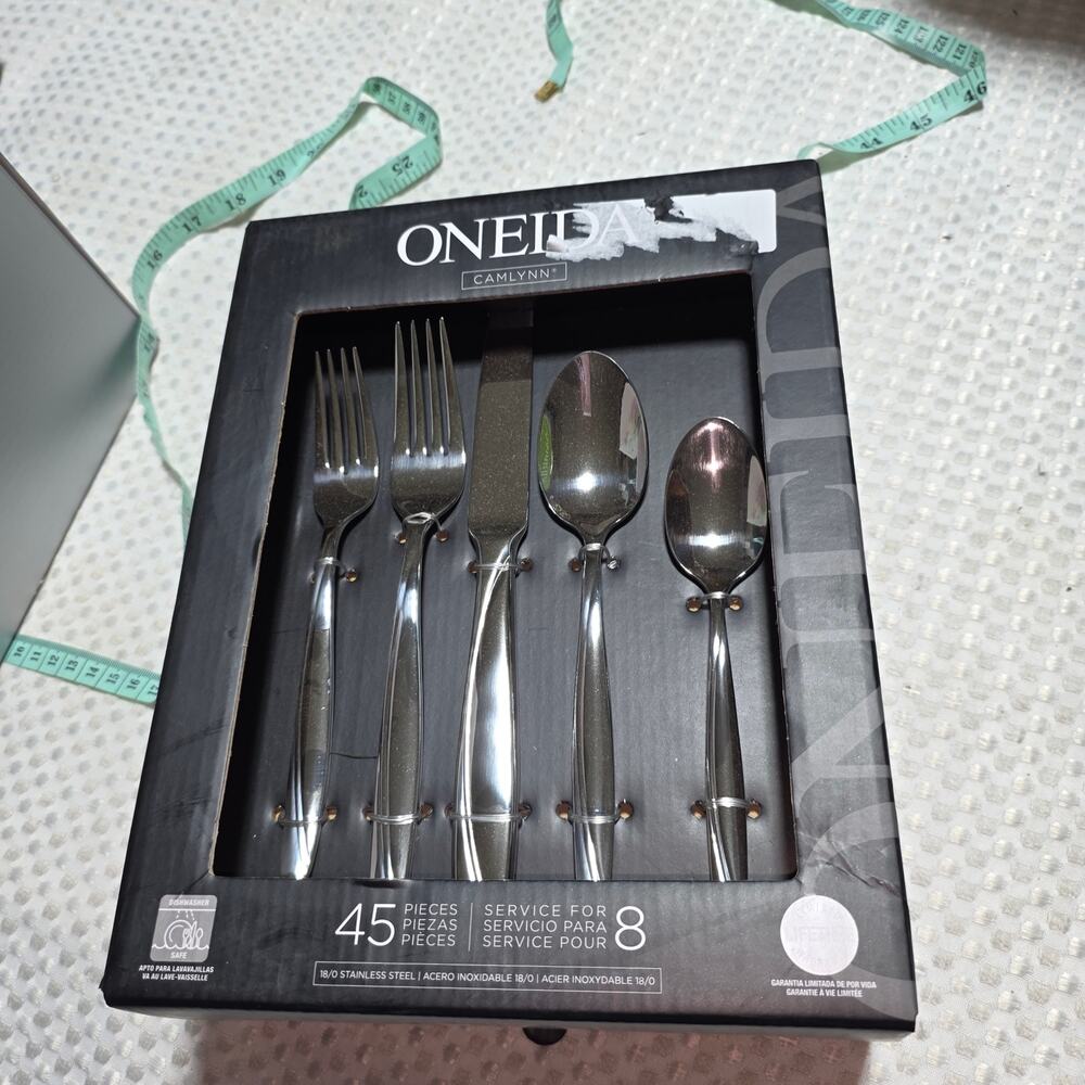 ONEIDA 45 PC CAMLYNN STAINLESS STEEL FLATWARE SET SERVICE FOR 8
